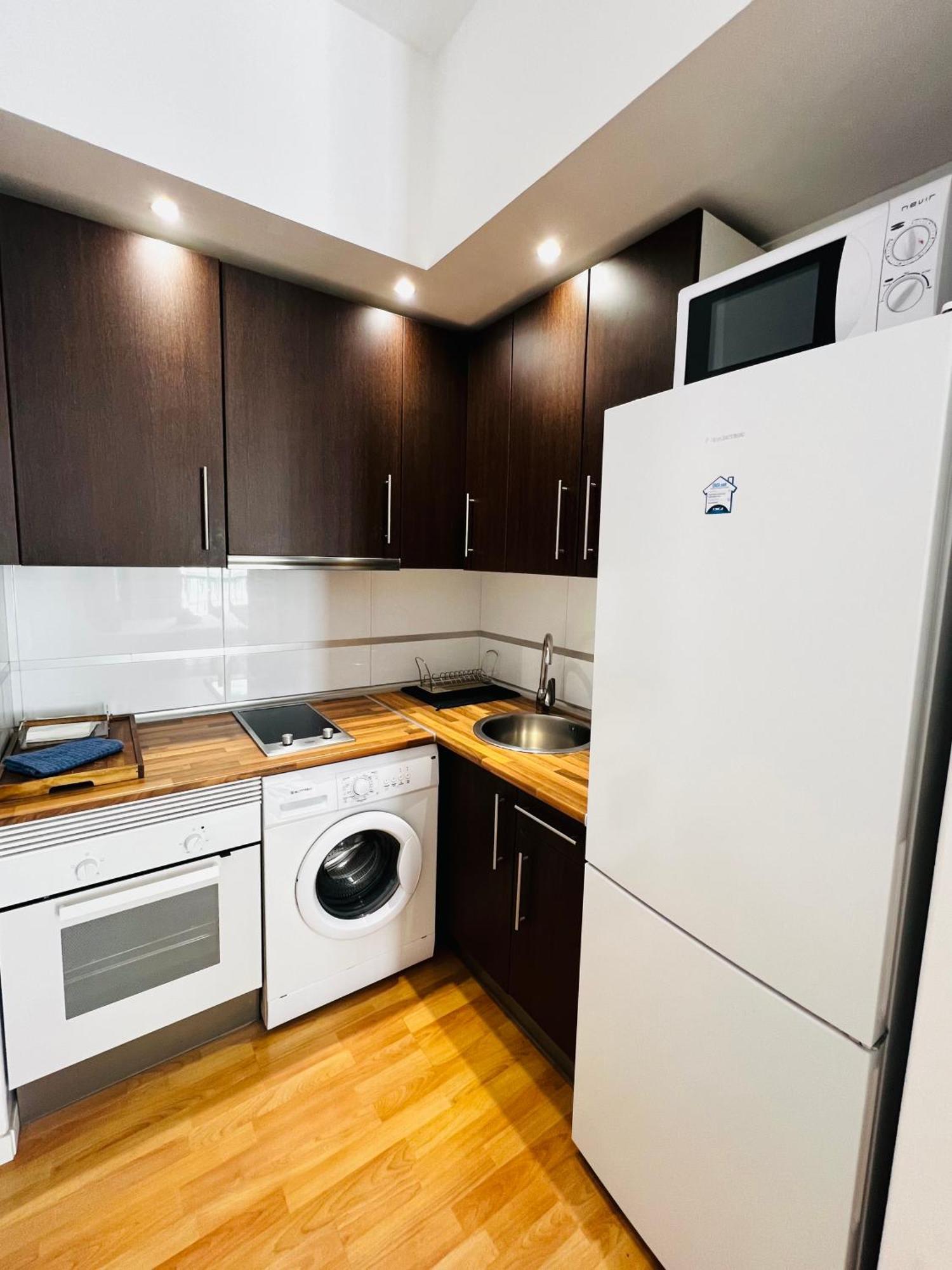 Calderon III Deluxe Central Sinesedesignhomes Málaga Eksteriør bilde
